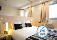 Park Hotel Porto Gaiaにあるベッド