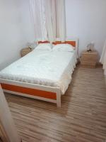 Posteľ alebo postele v izbe v ubytovaní Villa Angela, Traditional Villa in the village