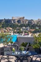 Bazén v ubytovaní Arion Athens Hotel alebo v jeho blízkosti