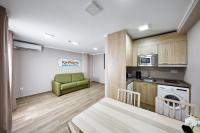 Kuchyňa alebo kuchynka v ubytovaní GBH Hotel-Apartamentos Caballito de Mar
