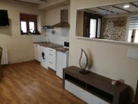 Kuchyňa alebo kuchynka v ubytovaní nueva tienda de felipe apartamento LA TIENDA