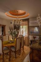 A seating area at Villa Gogo offers privacy and pool
