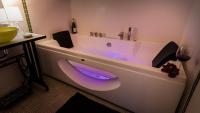 Un baño de Huerto San Antonio