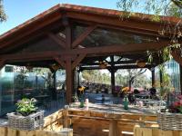 Un restaurante o sitio para comer en Huerto San Antonio