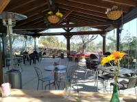 Un restaurante o sitio para comer en Huerto San Antonio