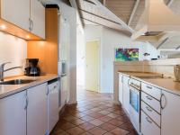 Kuchyň nebo kuchyňský kout v ubytování Holiday home Blåvand CCXV