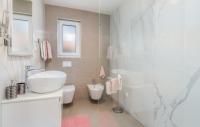 Kúpeľňa v ubytovaní Modern Apartments Elle Malinska