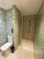 A bathroom at Marfolín 8