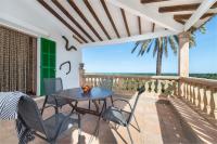 A balcony or terrace at Sa Plana Nova