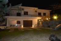 The building in which the holiday home is located