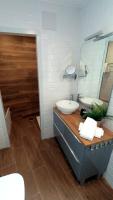 A bathroom at APARTAMENTOS EL POZO AMARGO