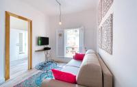 Coin salon dans l&#39;&eacute;tablissement Romantic and new apartment in the famous Rue Meynadier in the supercentre of Cannes