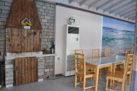 TV a/nebo společenská místnost v ubytování Hotel BelleVille