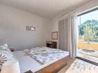 Łóżko lub łóżka w pokoju w obiekcie Apartment Villa Alpa-1 by Interhome