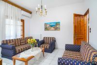 A seating area at Tasia's Holiday House