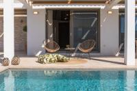 Bazén v ubytovaní Zante Prime Heated Pool Villas alebo v jeho blízkosti