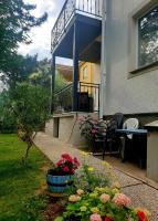 Vonkajšia záhrada v ubytovaní Apartments Kraljić I