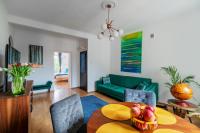 Posezení v ubytování Two-rooms Genuine Apartment Ideal for Business Trip