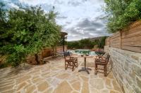 Patio alebo iná vonkajšia časť ubytovania Olive Luxury Suites - ADULTS ONLY