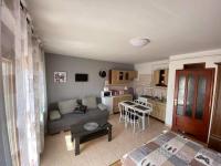 Posedenie v ubytovaní Hellasz Apartman