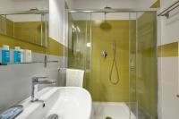 A bathroom at Al Consolato - Guest house