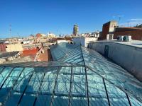 Nespecifikovaný výhled na destinaci Barcelona nebo výhled na město při pohledu z hotelu