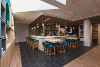 Reštaurácia alebo iné gastronomické zariadenie v ubytovaní Holiday Inn Budapest-Budaörs by IHG