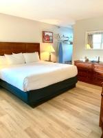 Atlantic Oceanfront Hotel, Wells Beachにあるベッド