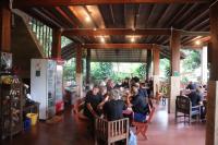 En restaurant eller et andet spisested på Maewin Resort