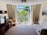 Telewizja i/lub zestaw kina domowego w obiekcie Apartament w dzielnicy nadmorskiej (hotel Arstone)