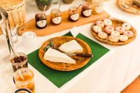 Jídlo v hotelu nebo okolí