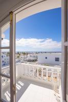 A balcony or terrace at Apartamentos Corona Mar