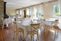 Reštaurácia alebo iné gastronomické zariadenie v ubytovaní Hotel Txoriene - Arrieta - HBI01298