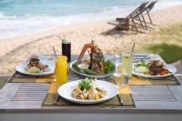 Jídlo v hotelu nebo okolí