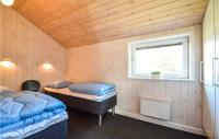 Postel nebo postele na pokoji v ubytování Pet Friendly Home In Rømø With Kitchen