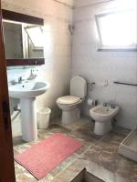 A bathroom at Marzamemi Da Giusy