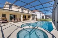 Villa wPrivate Pool, FREE WaterPark, Near Disney - Housity