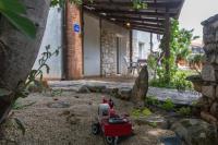 Vonkajšia záhrada v ubytovaní Apartment Laureta
