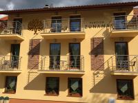 A balcony or terrace at Penzión Zunama