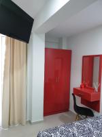 Postel nebo postele na pokoji v ubytování M & M Red Luxury
