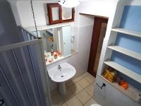 A bathroom at Il Vicolo Palinuro