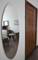 Televízia a/alebo spoločenská miestnosť v ubytovaní Nobilcasa Suites