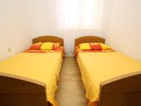 En eller flere senge i et v&aelig;relse p&aring; Holiday Home Mirko by Interhome