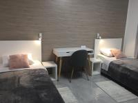 Posteľ alebo postele v izbe v ubytovaní Apartman SONAS 2 with free private parking