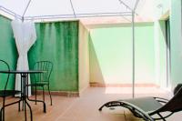 Plán poschodí v ubytovaní Urban Manesa city center apartment with private patio