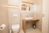 Kúpeľňa v ubytovaní Deluxe apartments & rooms Revis