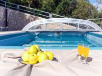Bazén v ubytovaní Holiday Home Filip & Katja by Interhome alebo v jeho blízkosti
