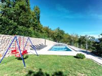 Bazén v ubytovaní Holiday Home Filip & Katja by Interhome alebo v jeho blízkosti