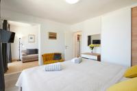 Posteľ alebo postele v izbe v ubytovaní Apartment Stella old town Trogir, with balcony
