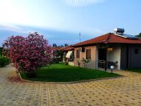 Vonkajšia záhrada v ubytovaní Katina's House
